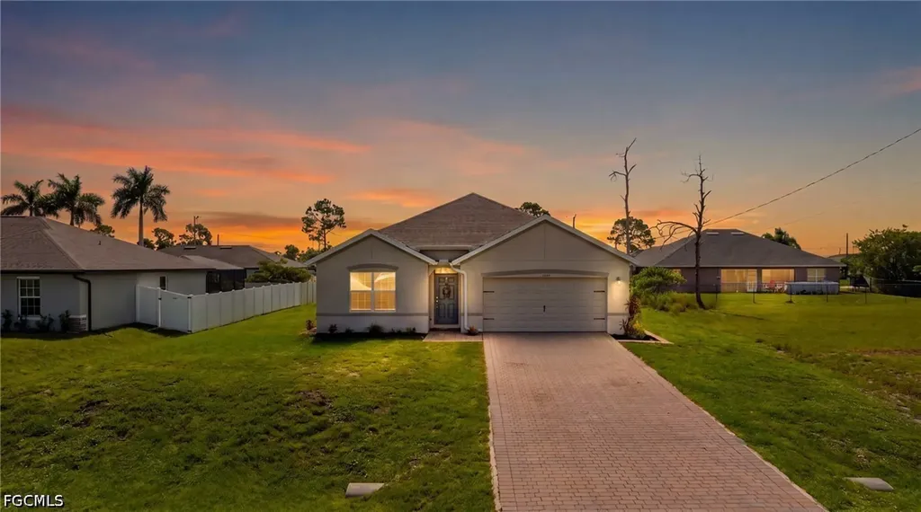 2909 NW 22nd Avenue Cape Coral FL 33993