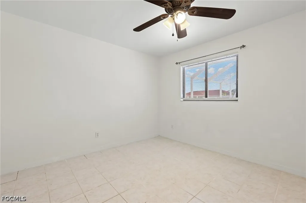 1944 Country Club Boulevard Cape Coral FL 33990