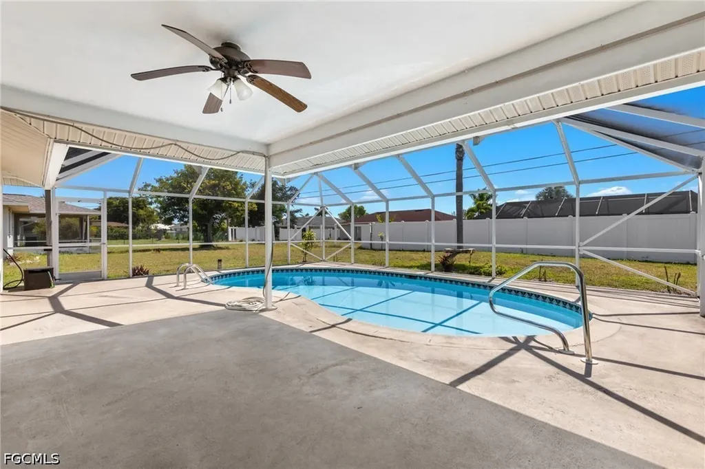 1944 Country Club Boulevard Cape Coral FL 33990
