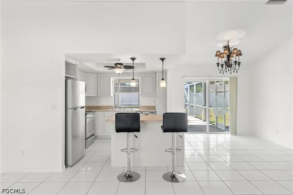 1944 Country Club Boulevard Cape Coral FL 33990