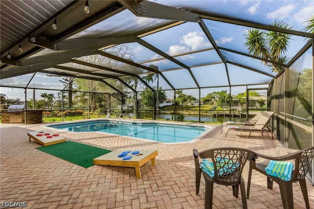 201 SE 28th Terrace Cape Coral FL 33904
