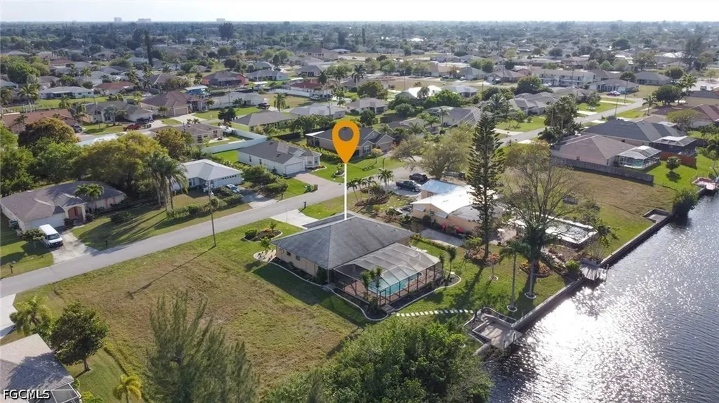 201 SE 28th Terrace Cape Coral FL 33904