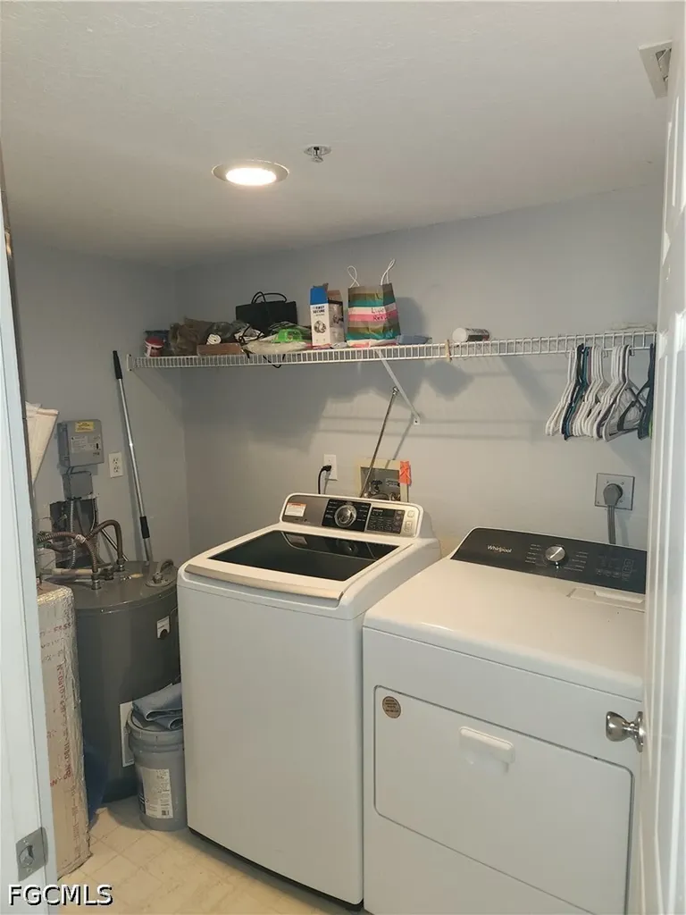 9660 Victoria Lane Naples FL 34109