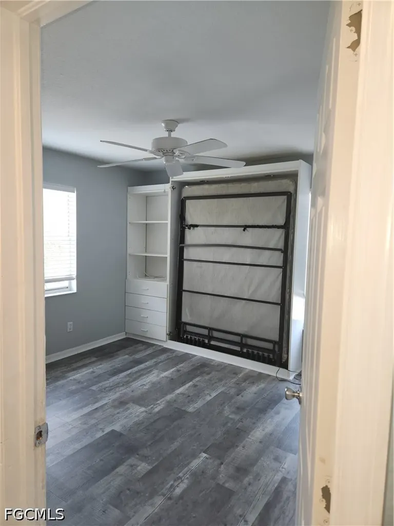 9660 Victoria Lane Naples FL 34109