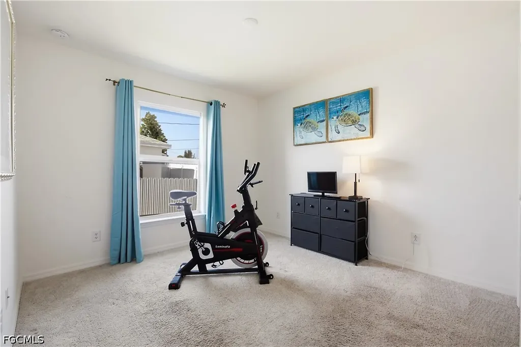 1820 NW 1st Avenue Cape Coral FL 33993