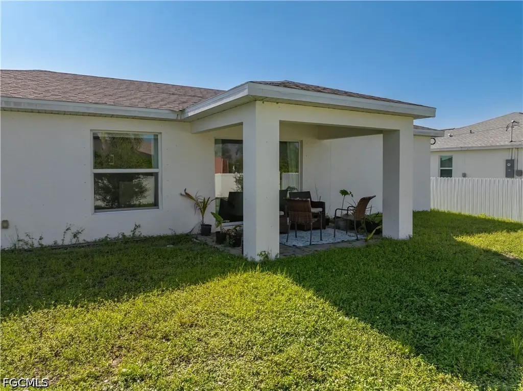 1820 NW 1st Avenue Cape Coral FL 33993