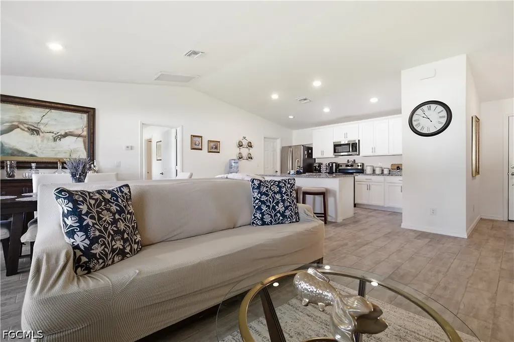 1820 NW 1st Avenue Cape Coral FL 33993