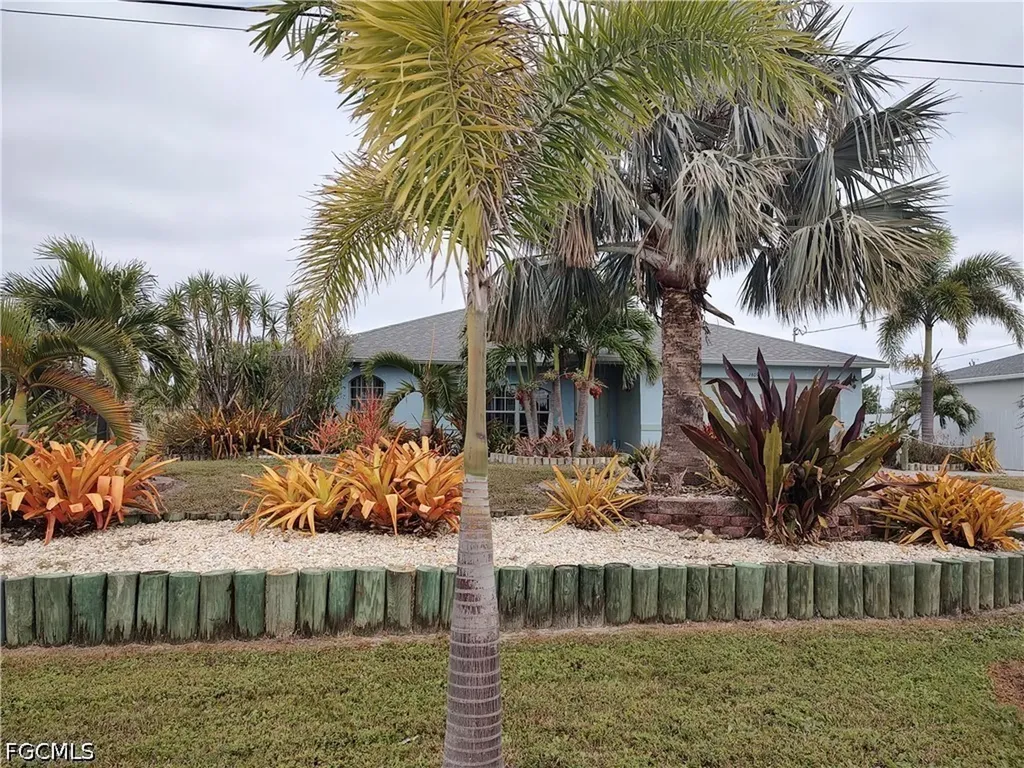1409 NW 9th Terrace Cape Coral FL 33993