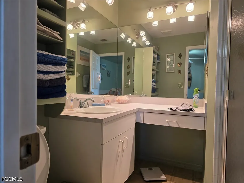 1409 NW 9th Terrace Cape Coral FL 33993