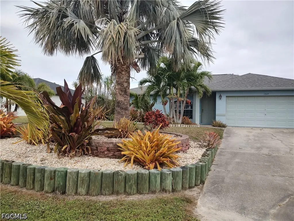 1409 NW 9th Terrace Cape Coral FL 33993