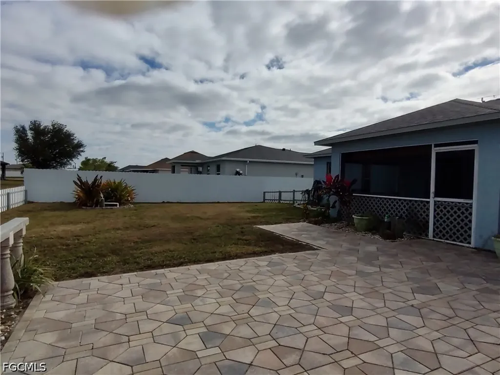 1409 NW 9th Terrace Cape Coral FL 33993
