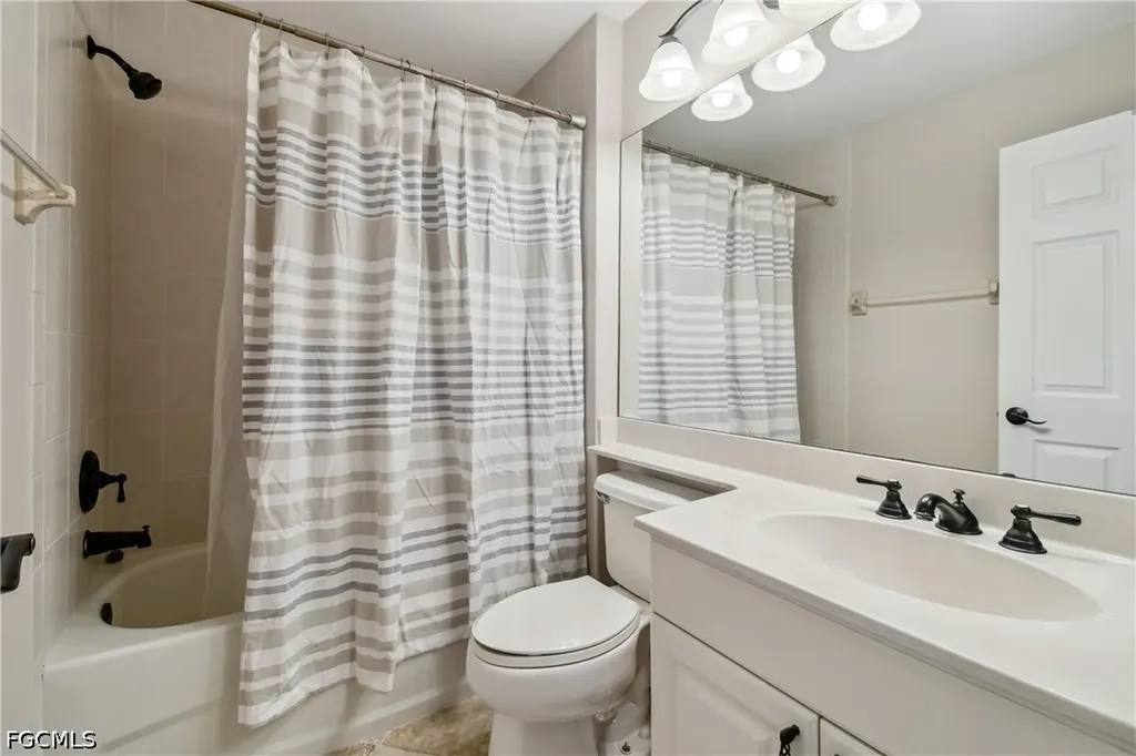 5742 Calmar Breeze Lane Fort Myers FL 33908