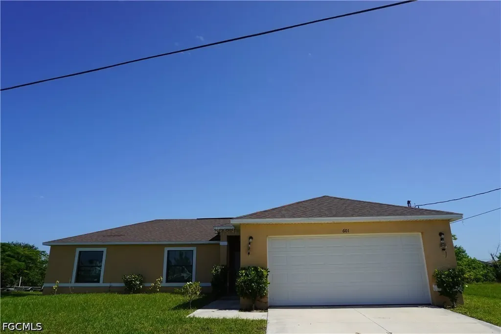 Cape Coral FL, 601 NE 11th Terrace