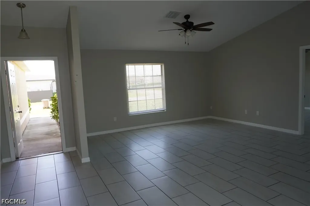 601 NE 11th Terrace Cape Coral FL 33909