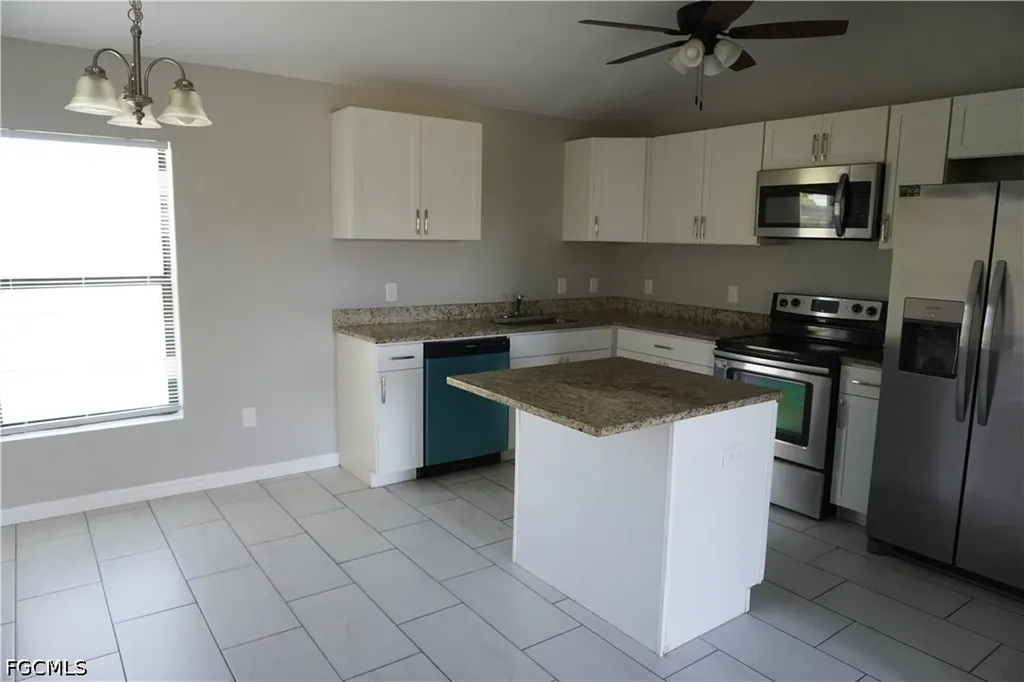 601 NE 11th Terrace Cape Coral FL 33909