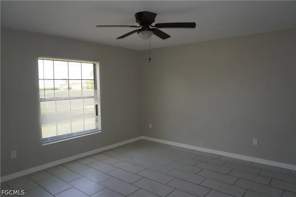 601 NE 11th Terrace Cape Coral FL 33909
