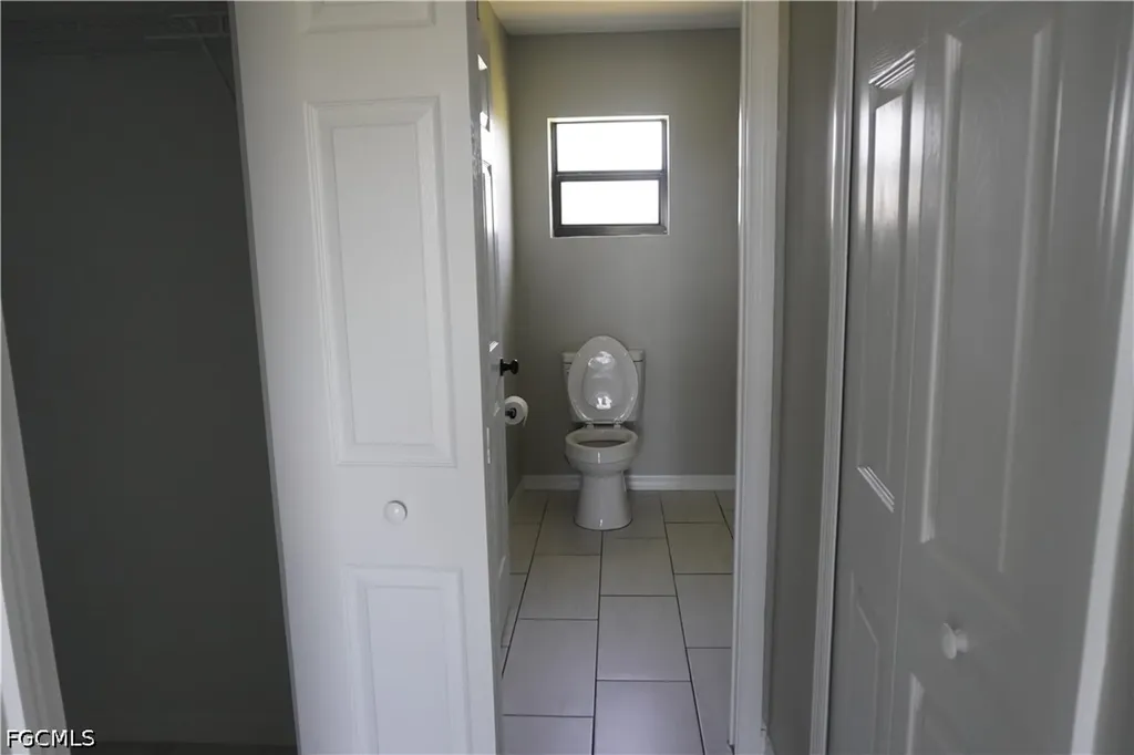 601 NE 11th Terrace Cape Coral FL 33909