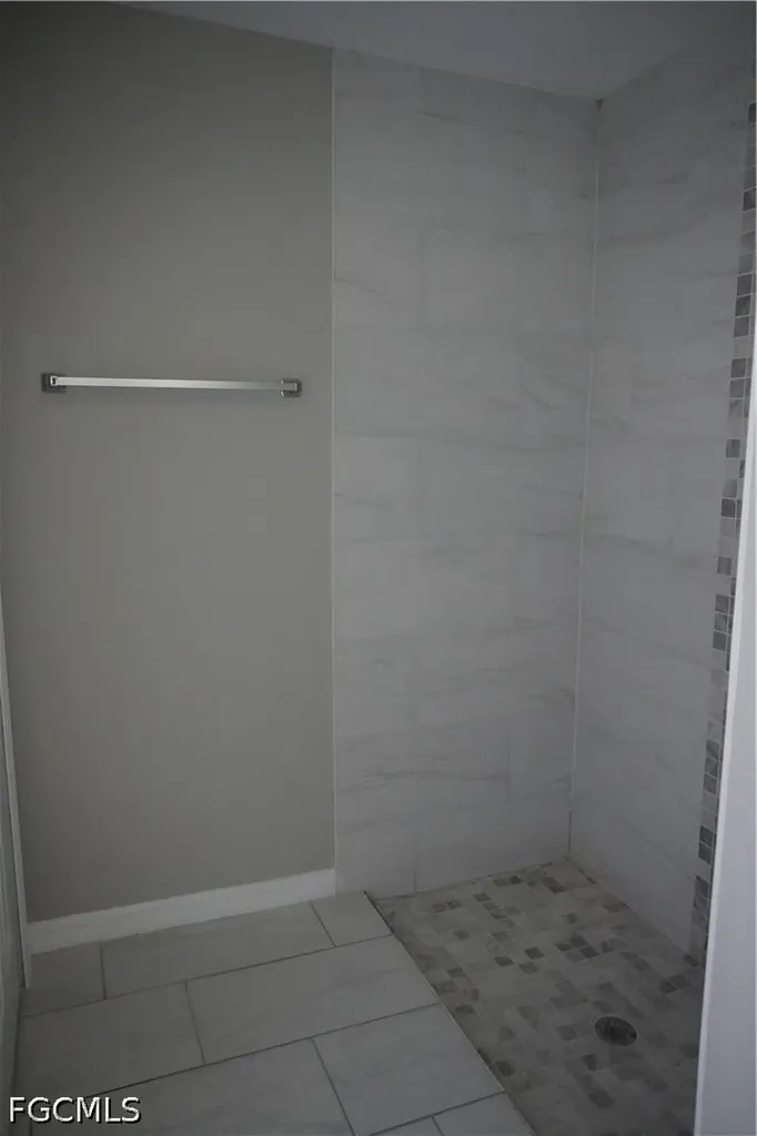 601 NE 11th Terrace Cape Coral FL 33909