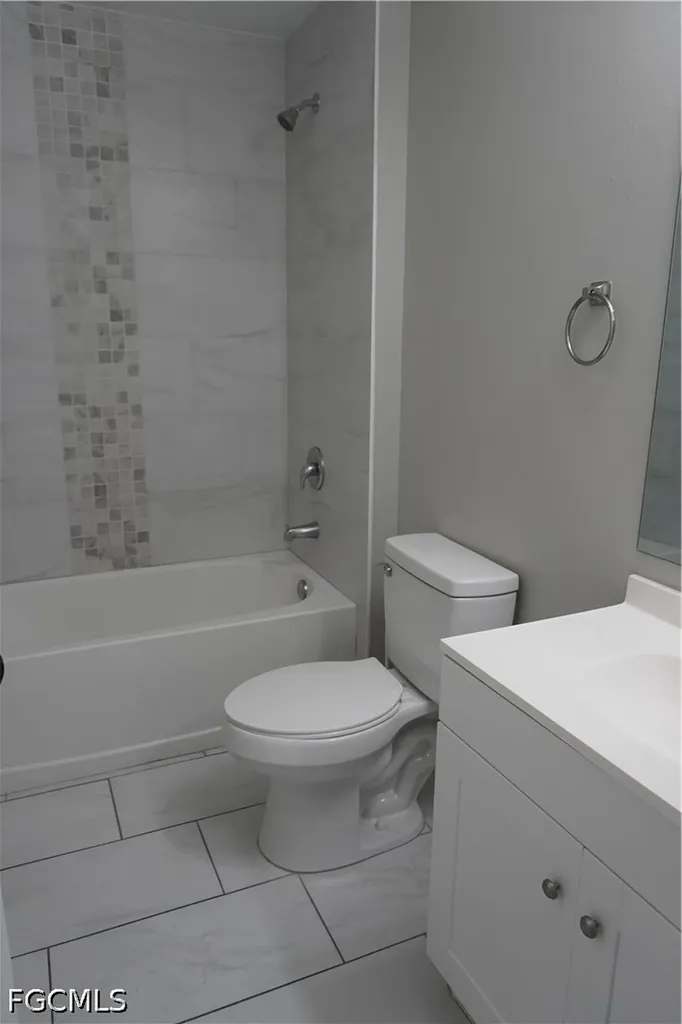 601 NE 11th Terrace Cape Coral FL 33909
