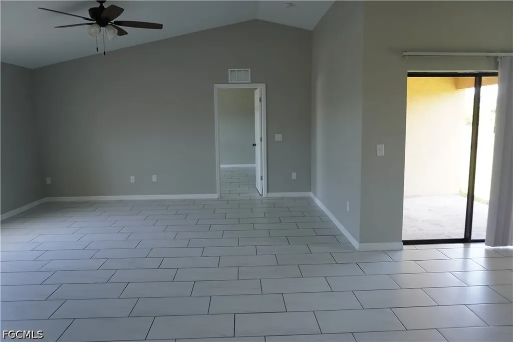 601 NE 11th Terrace Cape Coral FL 33909