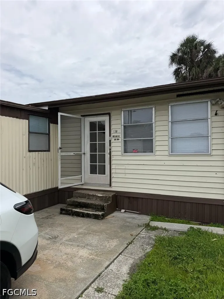 130 Lantern Place North Fort Myers FL 33917