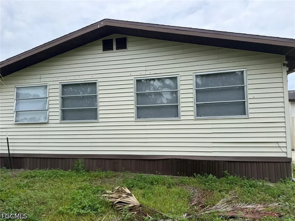 130 Lantern Place North Fort Myers FL 33917