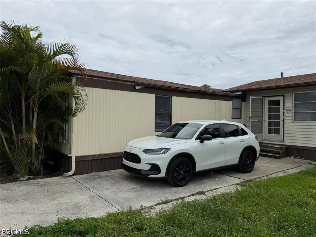 130 Lantern Place North Fort Myers FL 33917