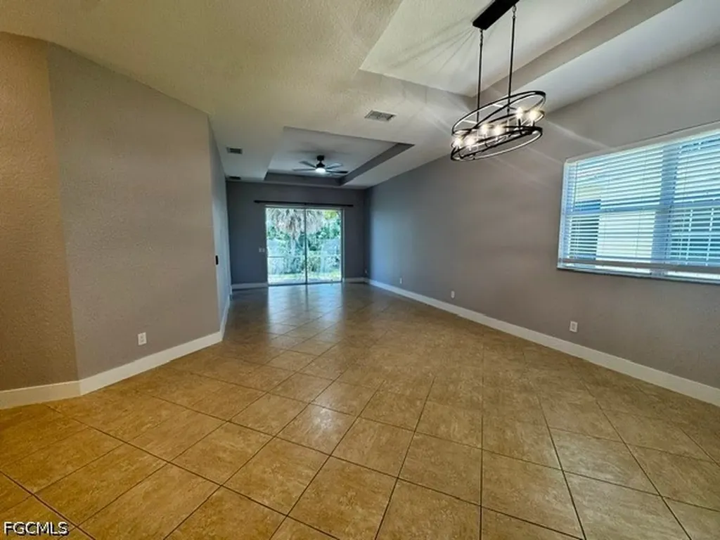 8969 Spring Mountain Way Fort Myers FL 33908