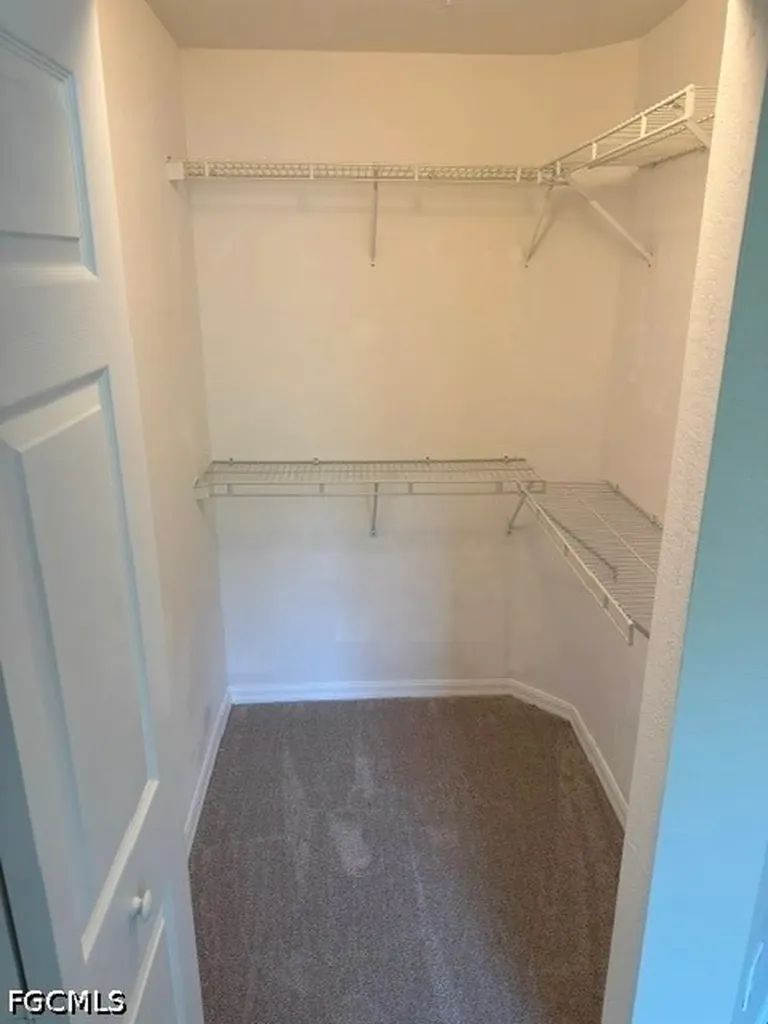 6321 Aragon Way Fort Myers FL 33966