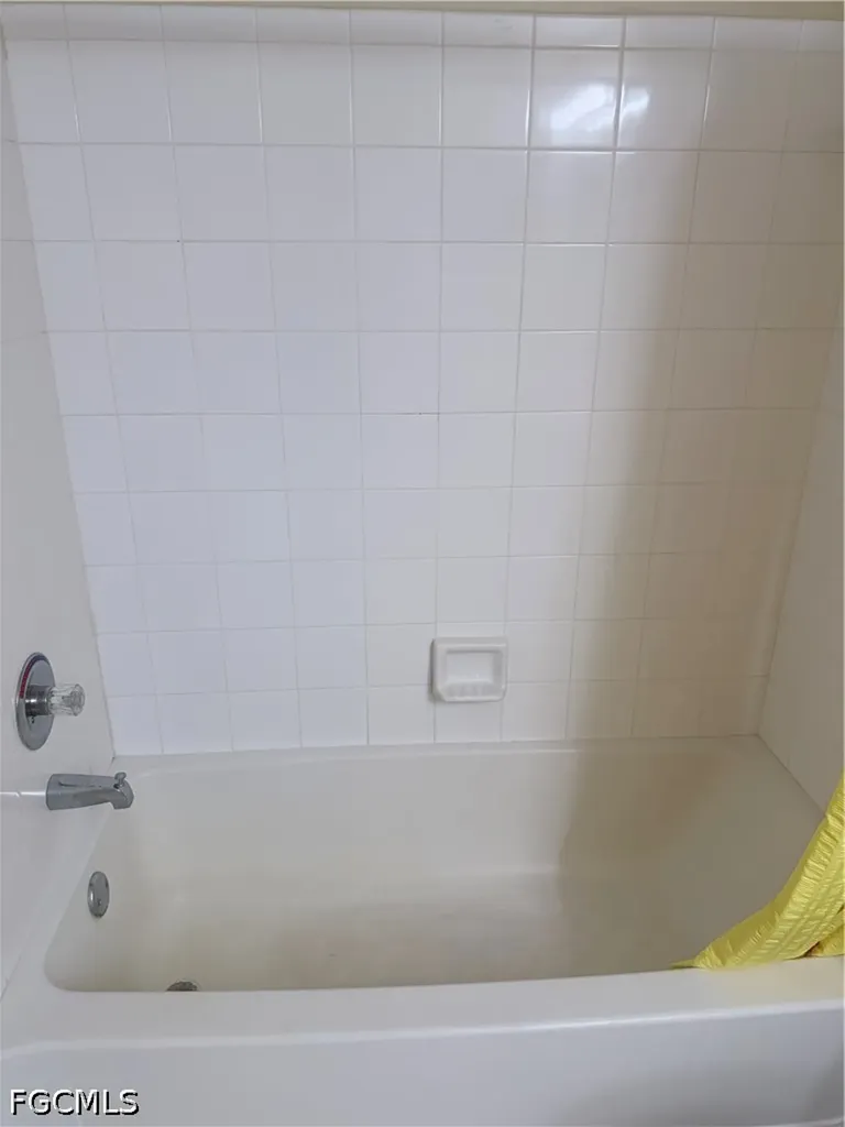 6321 Aragon Way Fort Myers FL 33966