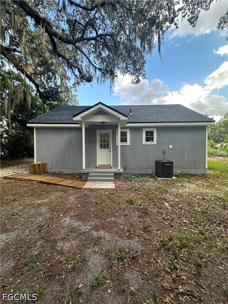 6019 Anderson Jacksonville FL 32244