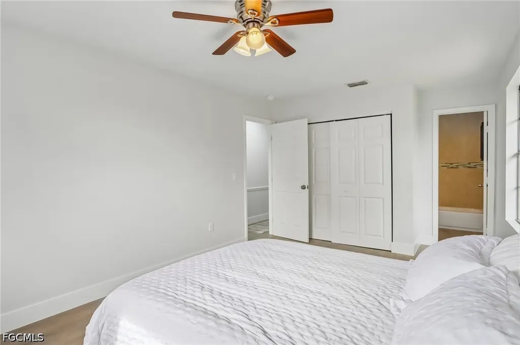 3709 10th Street SW Lehigh Acres FL 33976