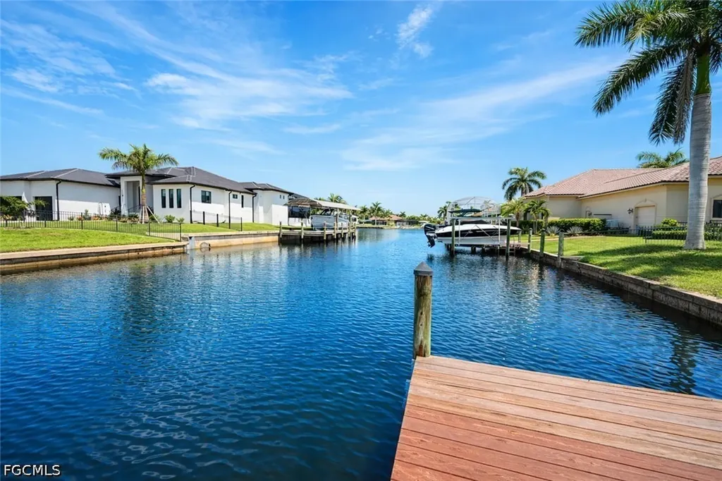 5214 Stratford Court Cape Coral FL 33904