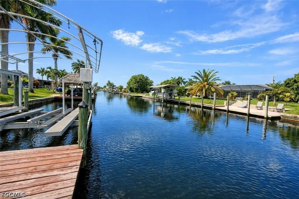 5214 Stratford Court Cape Coral FL 33904