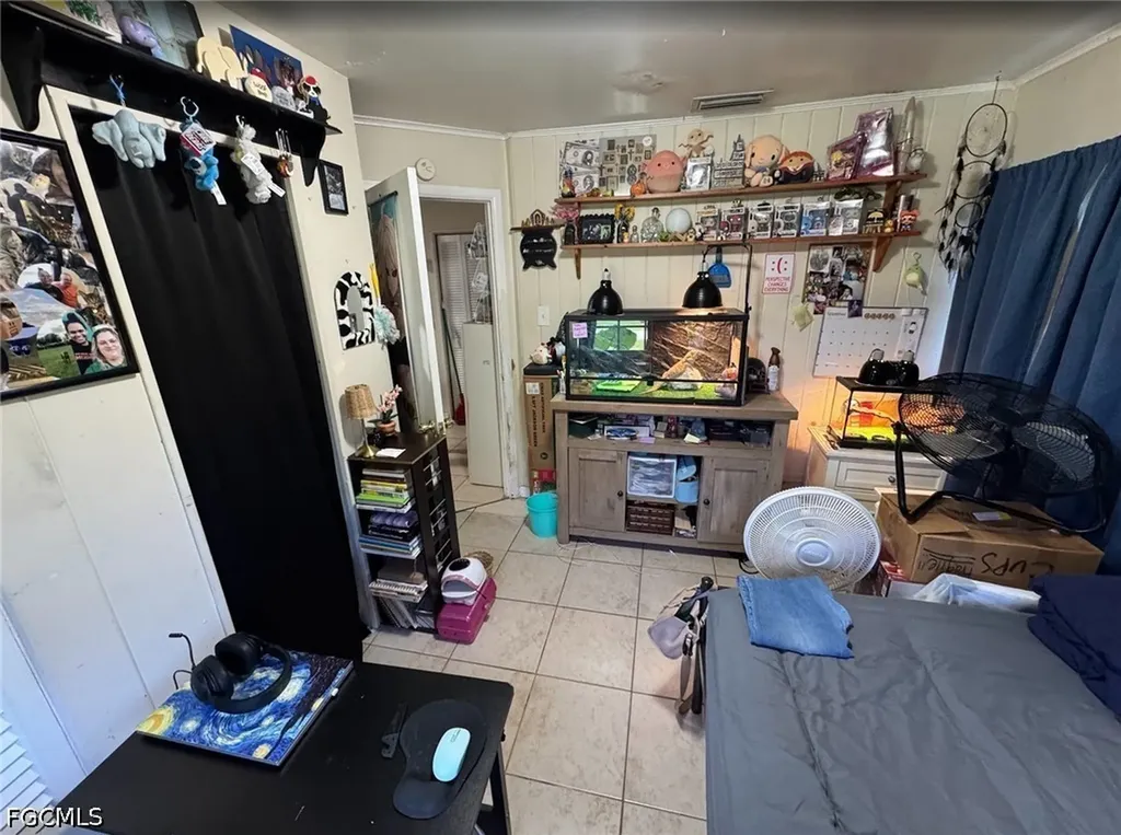 559 San Bernardino Street North Fort Myers FL 33903