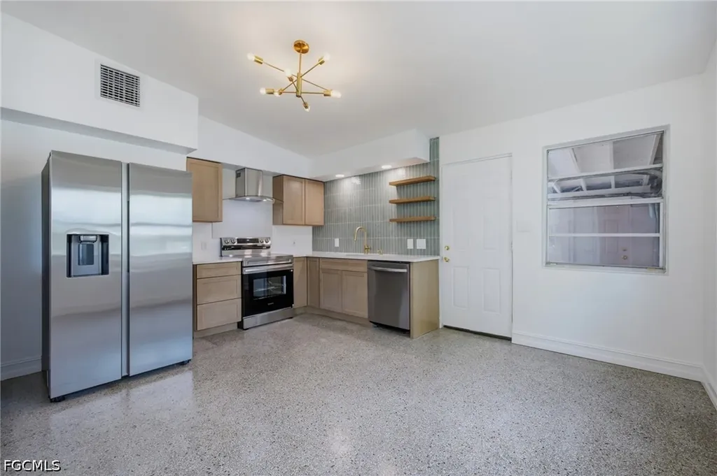 4213 Ellen Avenue Fort Myers FL 33901