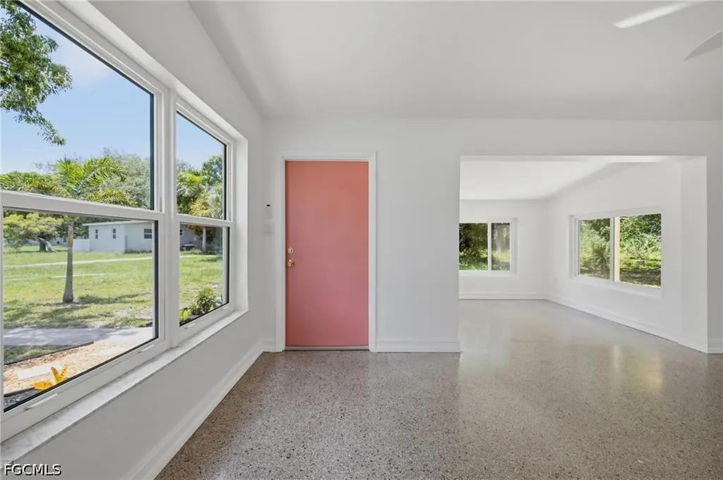 4213 Ellen Avenue Fort Myers FL 33901