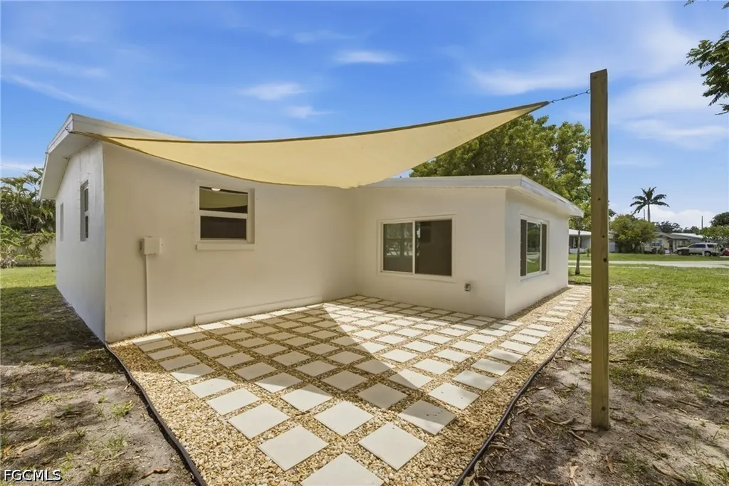 4213 Ellen Avenue Fort Myers FL 33901