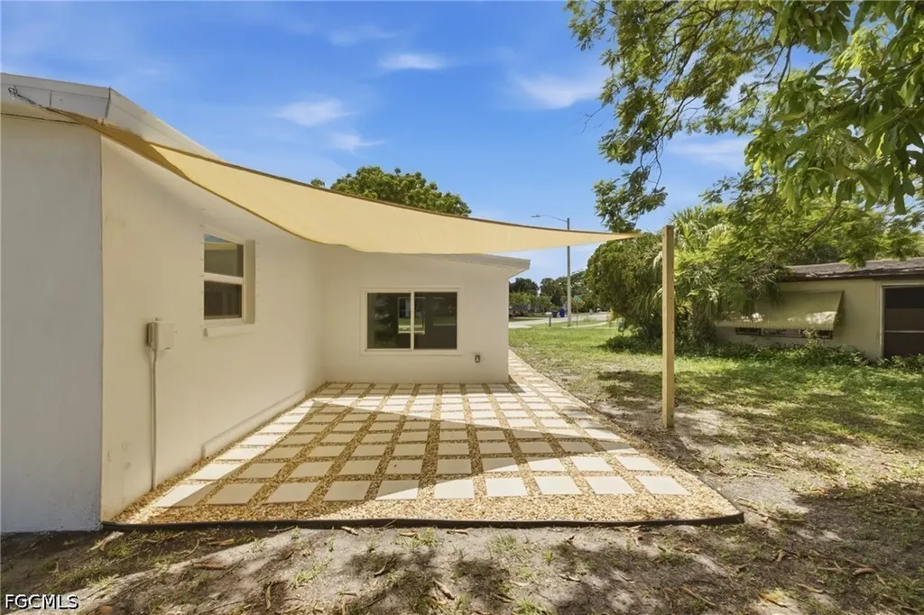 4213 Ellen Avenue Fort Myers FL 33901