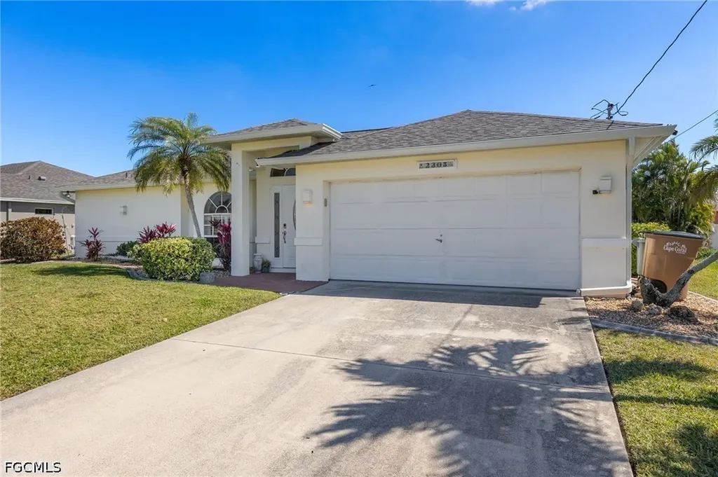 2305 SW 19th Place Cape Coral FL 33991