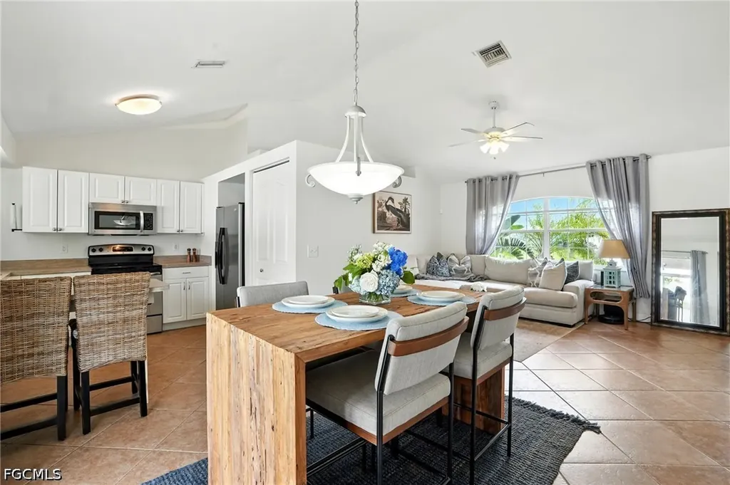 1125 SW 44th Terrace Cape Coral FL 33914