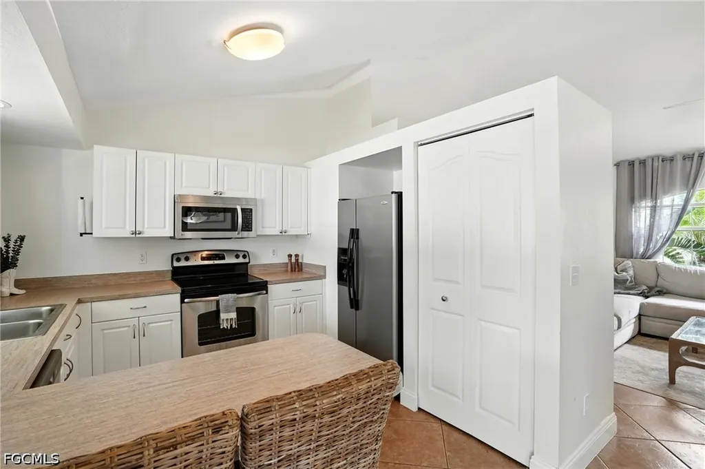 1125 SW 44th Terrace Cape Coral FL 33914