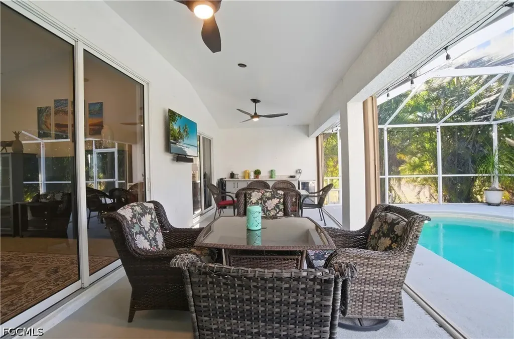 1623 SW 43rd Lane Cape Coral FL 33914