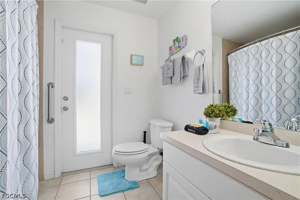 1623 SW 43rd Lane Cape Coral FL 33914