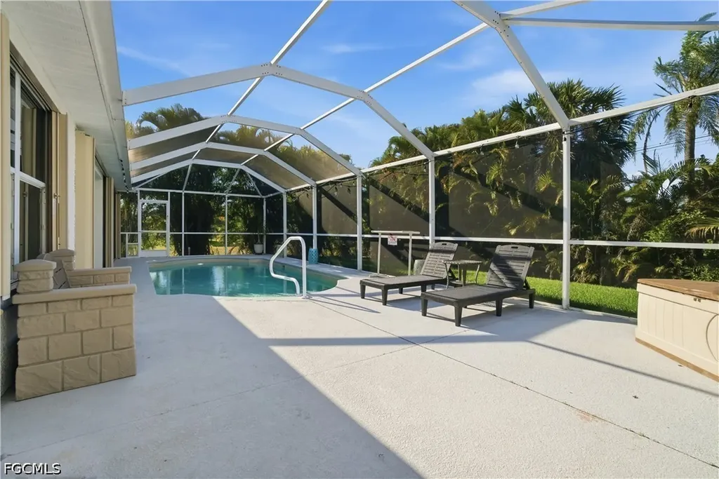 1623 SW 43rd Lane Cape Coral FL 33914