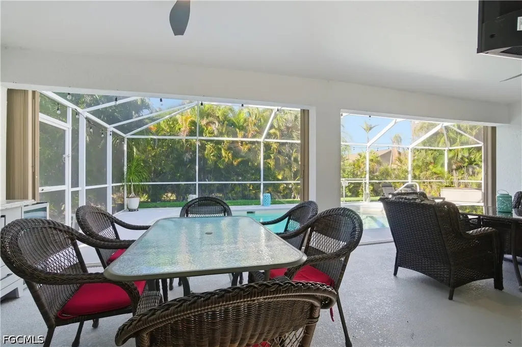 1623 SW 43rd Lane Cape Coral FL 33914