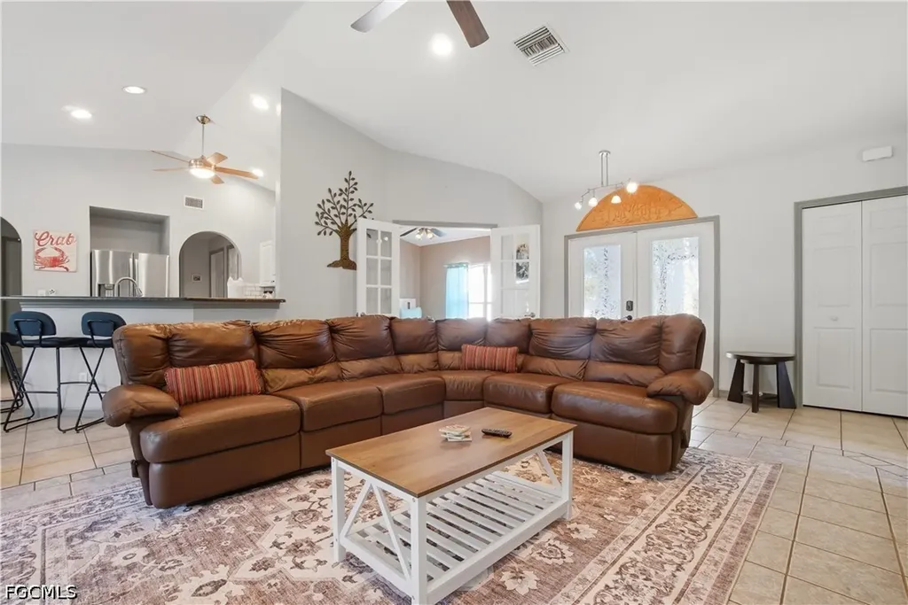 1623 SW 43rd Lane Cape Coral FL 33914
