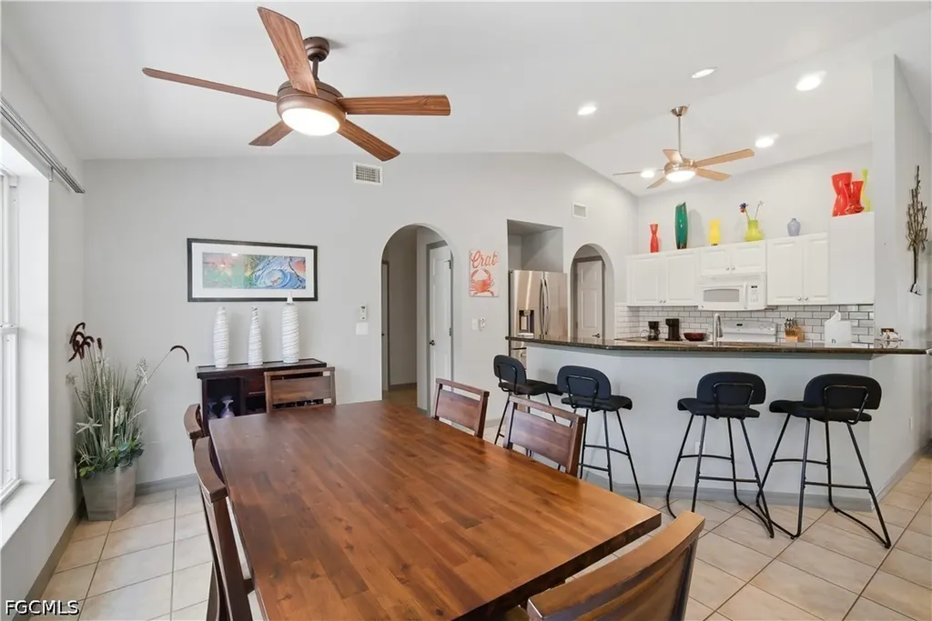 1623 SW 43rd Lane Cape Coral FL 33914