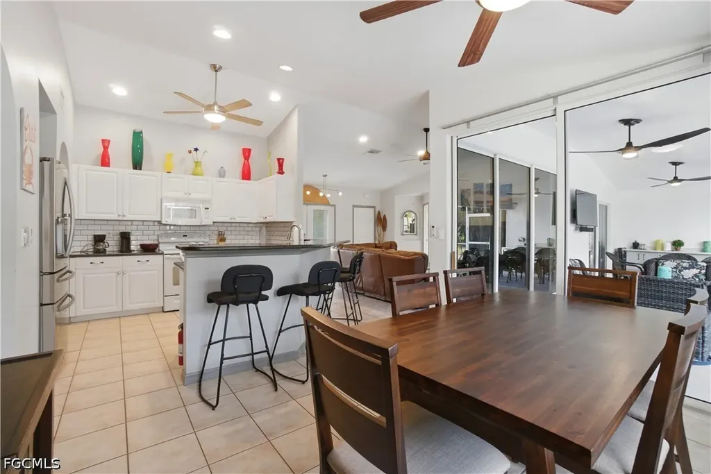 1623 SW 43rd Lane Cape Coral FL 33914