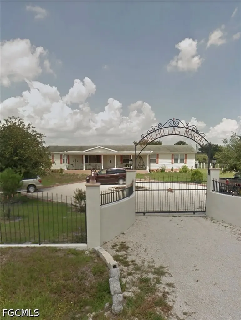 630 N Coral Street Clewiston FL 33440
